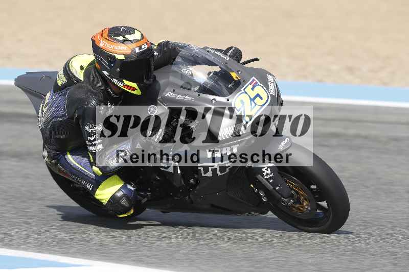 /01 24.-27.01.2025 Moto Center Thun Jerez/schwarz-black/25